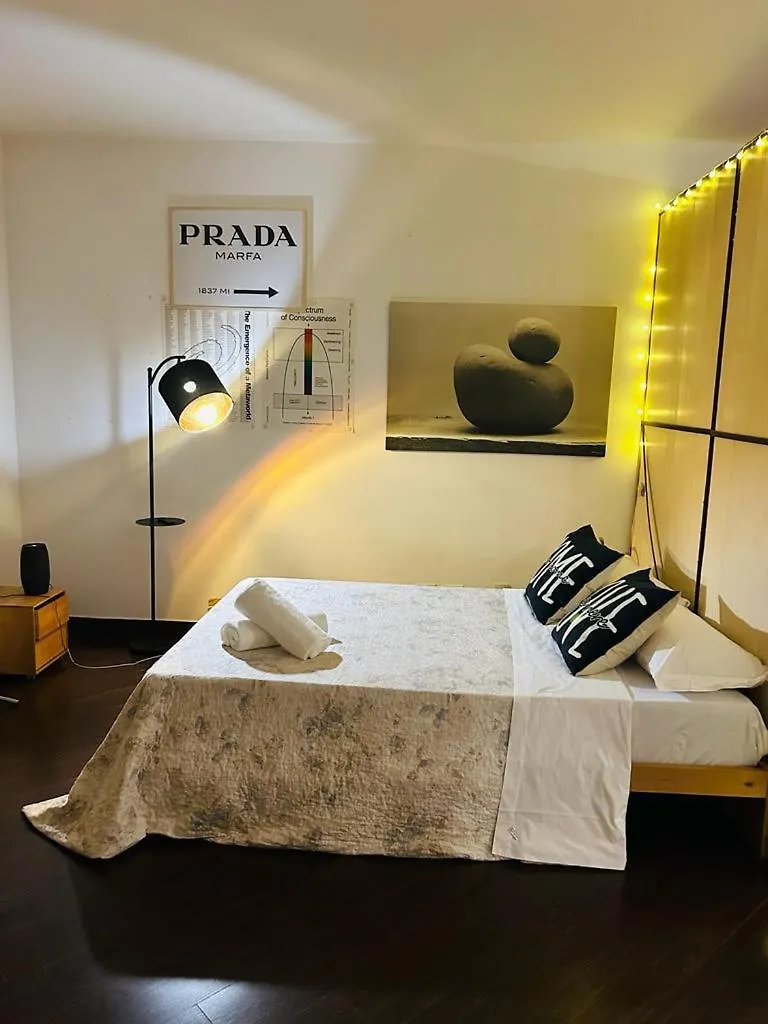 Appartamento Easy Room Italy Prada Milano